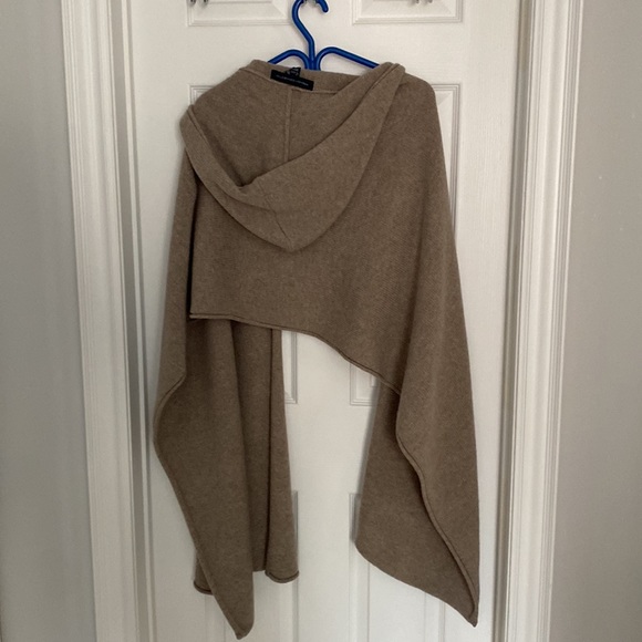 French Connection Lambswool Wrap. One size fits all. - Picture 2 of 2